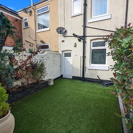 Moon Holiday Townhouse Free Parkingprivate Garden 黑潭 外观 照片